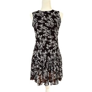 Calvin Klein Black and White Floral Dress‎ with Ruffle Bottom Women's 4 (A21)